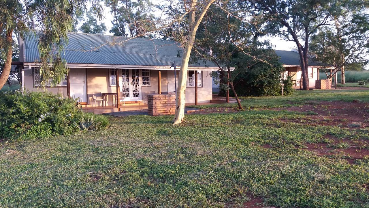 Hluhluwe Country Cottages Exterior photo